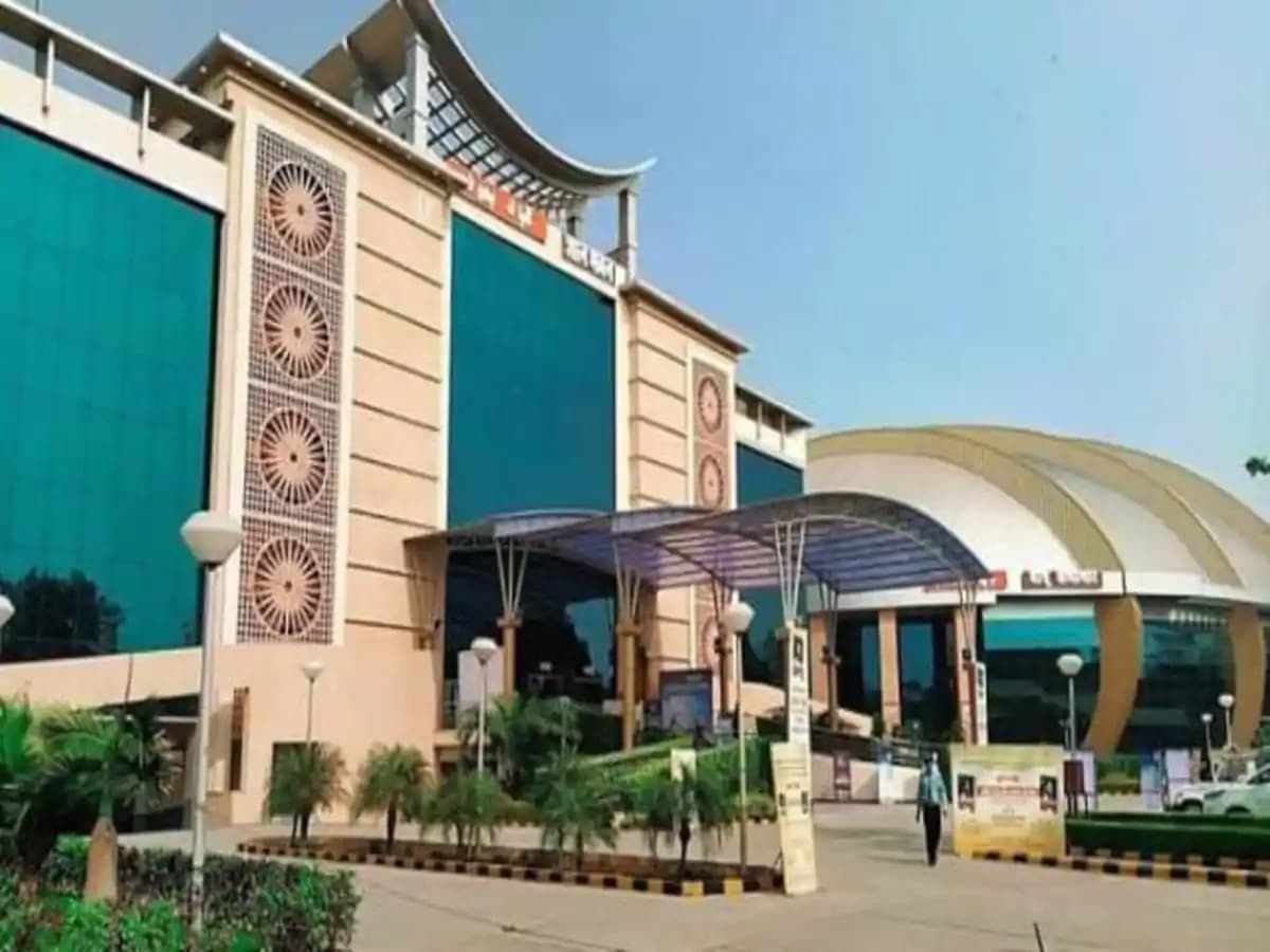 विधानमंडल का एक दिवसीय मॉनसून सत्र आज ज्ञान भवन में