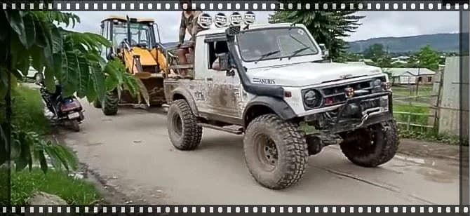 Maruti Gypsy ने खींचा 7500 किलो की JCB को, स्टंट देखकर हैरान हो जाएंगे आप