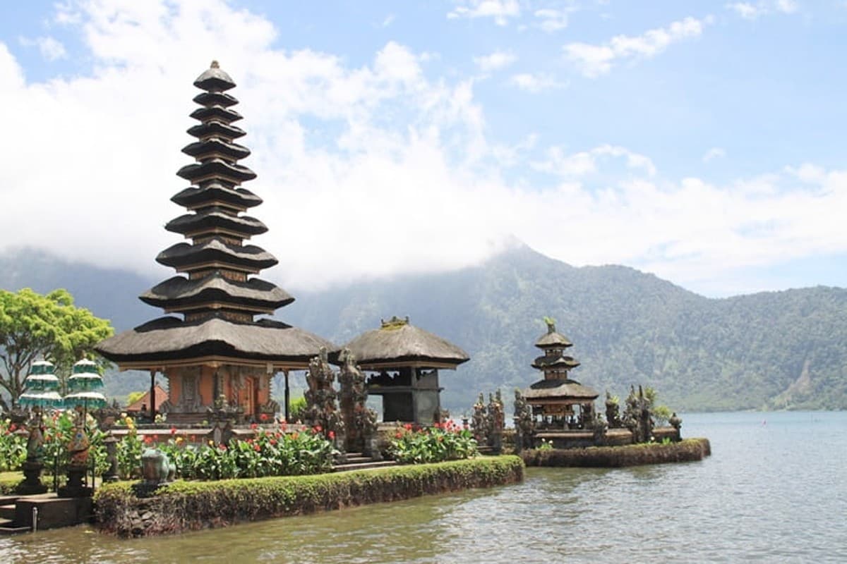 PHOTOS: सच में बेहद खूबसूरत है बाली की ये जगहें, तस्वीरें देख आप खुद को यहां जाने से नहीं रोक पाएंगे