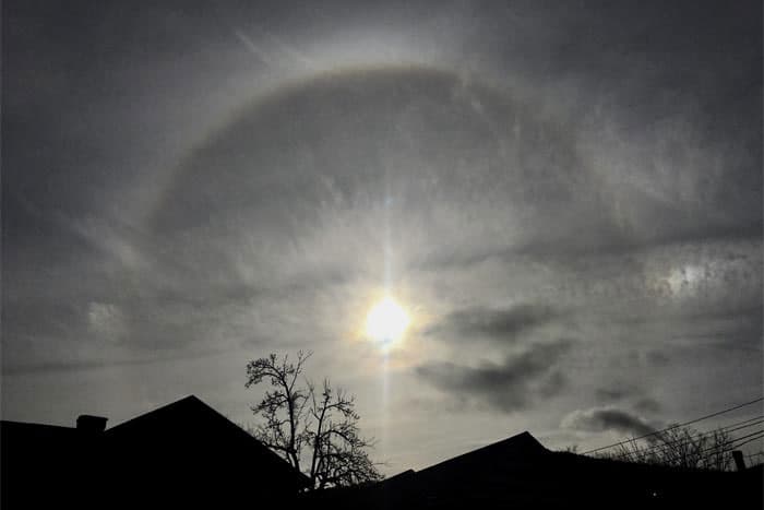 रांची और उसके आस पास के क्षेत्रों में देखा गया अनोखा सूरज, सूर्य के चारों तरफ बनी लाल और ब्लू रंग की रिंग, जानिए क्या है ‘22 डिग्री सर्कुलर हलो'