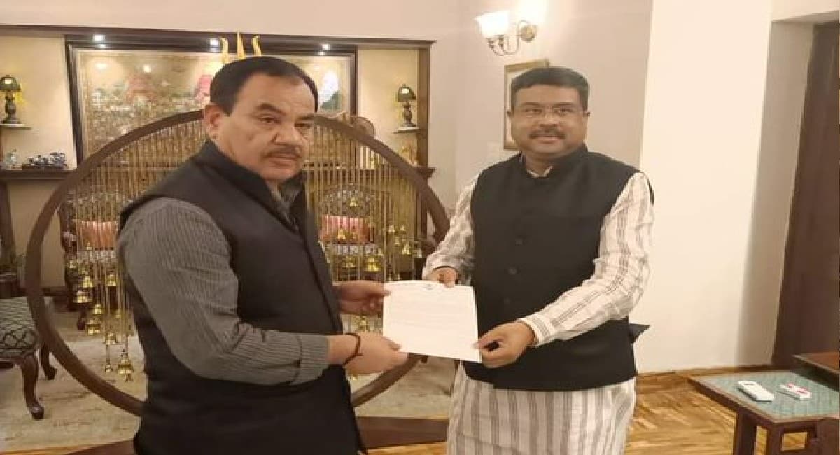 उत्तराखंड विधानसभा चुनाव: हरक सिंह रावत थामेंगे कांग्रेस का दामन ? उत्तराखंड चुनाव से पहले भाजपा को झटका