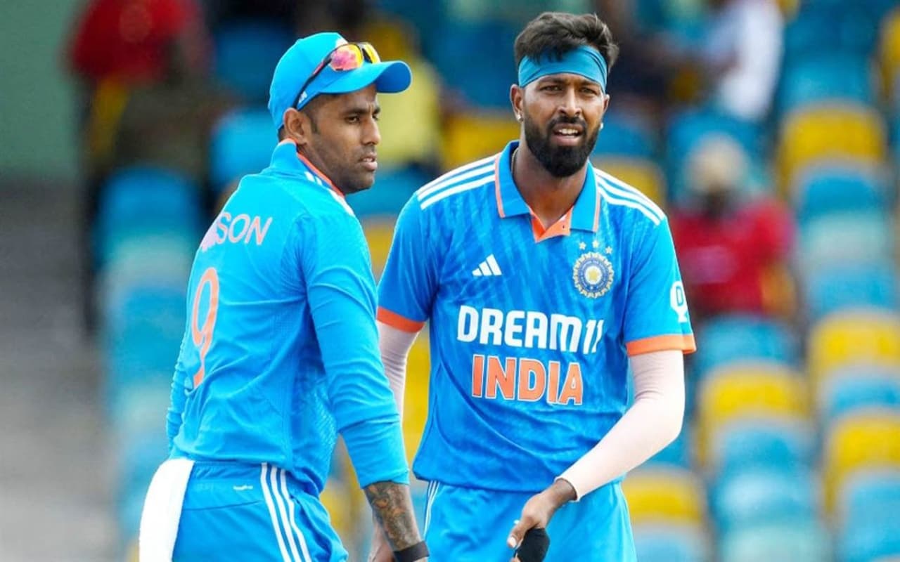 IND vs WI: हार्दिक पंड्या की इस हरकत से फैंस नाराज, कहा- धोनी होते तो ऐसा कभी नहीं करते...