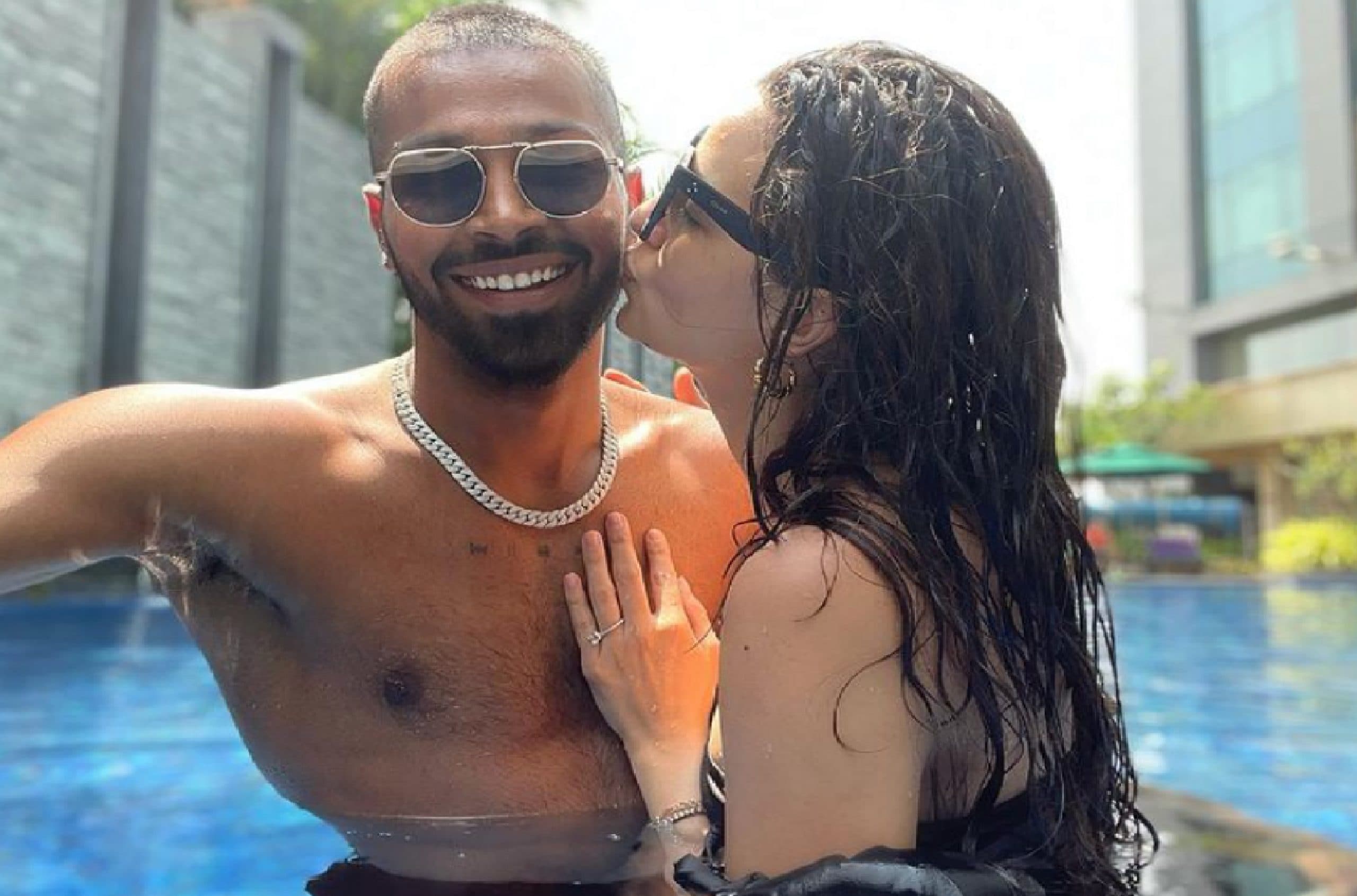 ब्लैक बिकिनी में पत्नी नताशा को देख हार्दिक पांड्या ने कहा - 'आग लगा दी', देखें तसवीरें