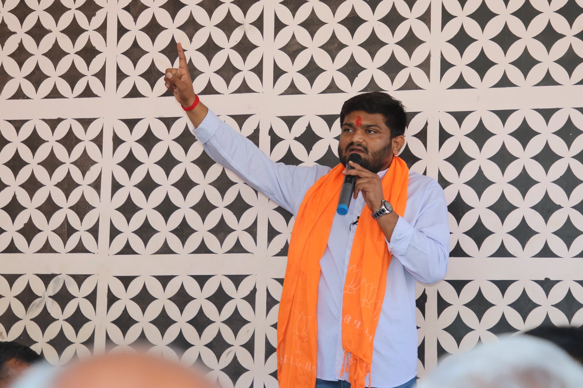 गुजरात चुनाव 2022 : ‘गुजरात के 25 साल का भविष्य तय करेगा ये चुनाव’, हार्दिक पटेल ने ऐसा क्यों कहा गुजरात चुनाव 2022 : ‘गुजरात के 25 साल का भविष्य तय करेगा ये चुनाव’, हार्दिक पटेल ने ऐसा क्यों कहा
