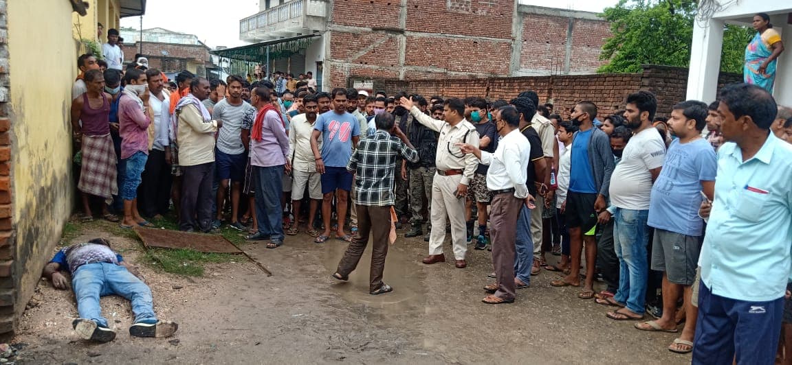 हरिहरगंज में युवक की गोली मारकर हत्या, जांच में जुटी पुलिस
