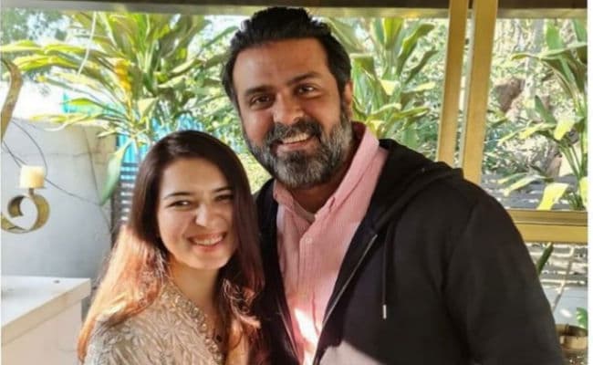 Harman Baweja Engagement : हरमन बावेजा ने हेल्थ कोच साशा रामचंदानी संग की सगाई, देखें PHOTOS