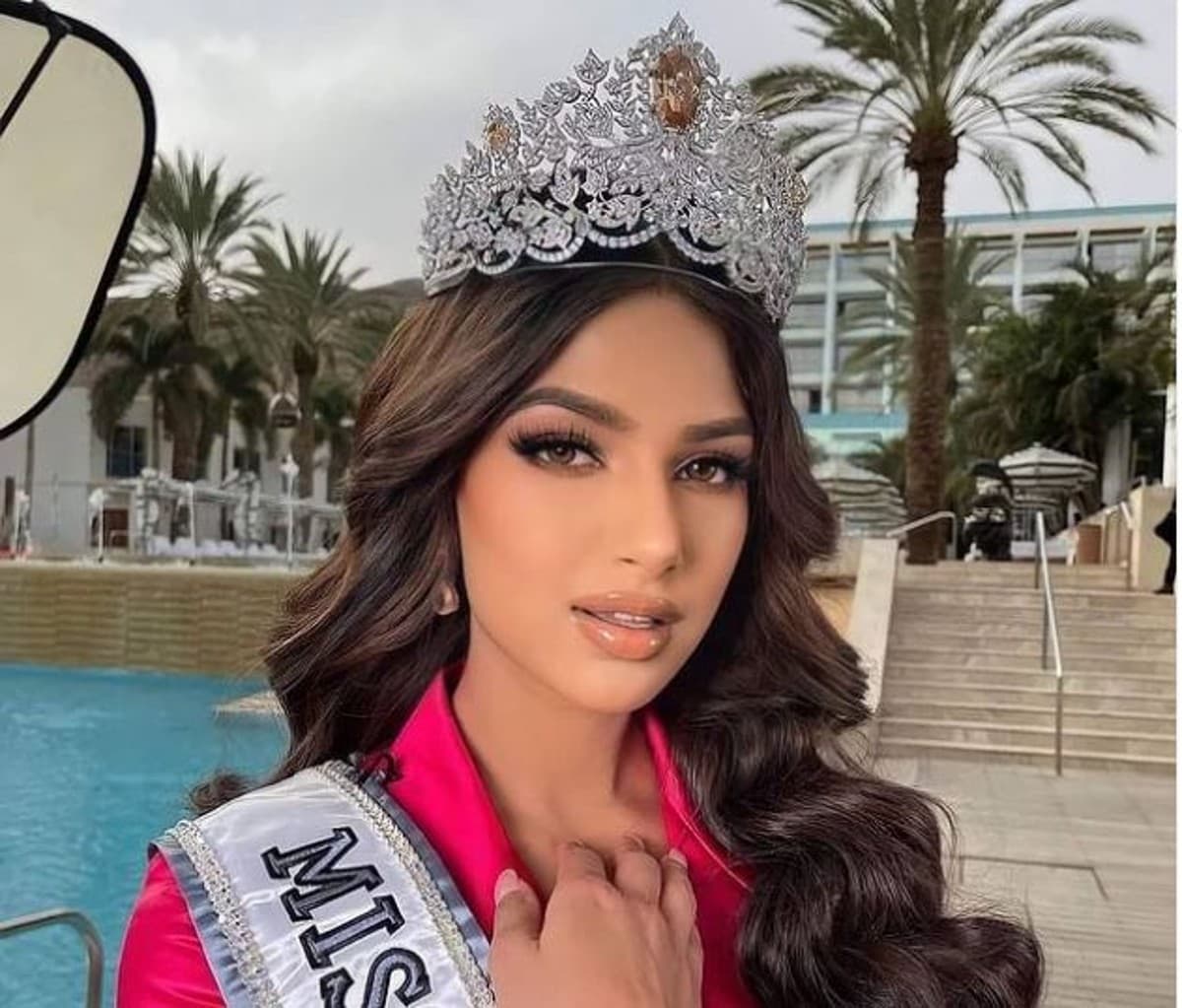 इस सुपरस्टार के साथ Harnaaz Sandhu करना चाहती हैं बॉलीवुड में डेब्यू, मिस यूनिवर्स ने बताई इसकी वजह