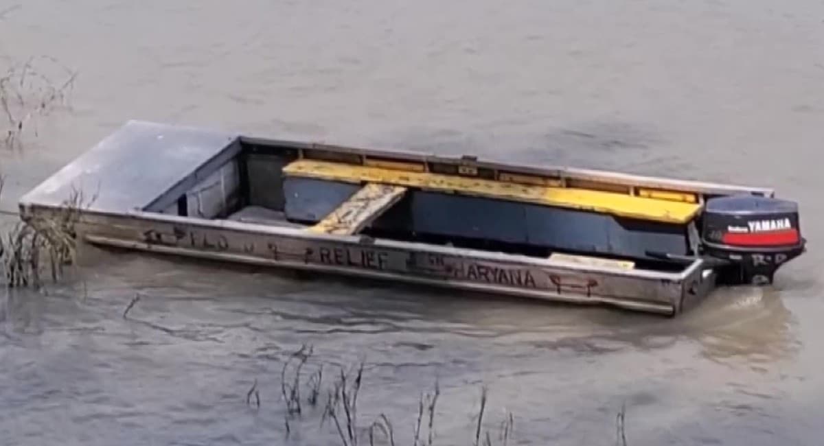 गणपति विसर्जन के दौरान हादसे: महाराष्ट्र में 4 बच्चे डूबे, हरियाणा में नाव पलटने के बाद 2 लापता