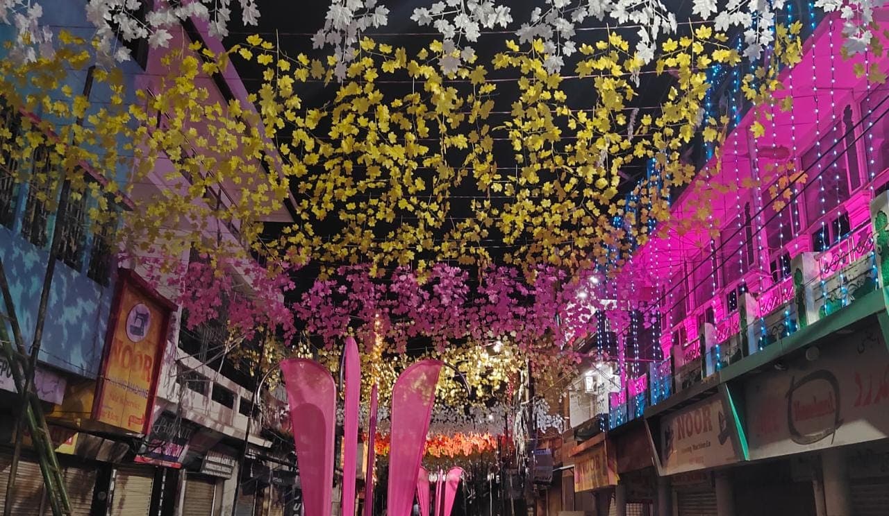 Eid Milad-Un-Nabi 2021 : नहीं निकला जुलूस-ए-मोहम्मदी, सादगी के साथ मना ईद मिलादुन्नबी