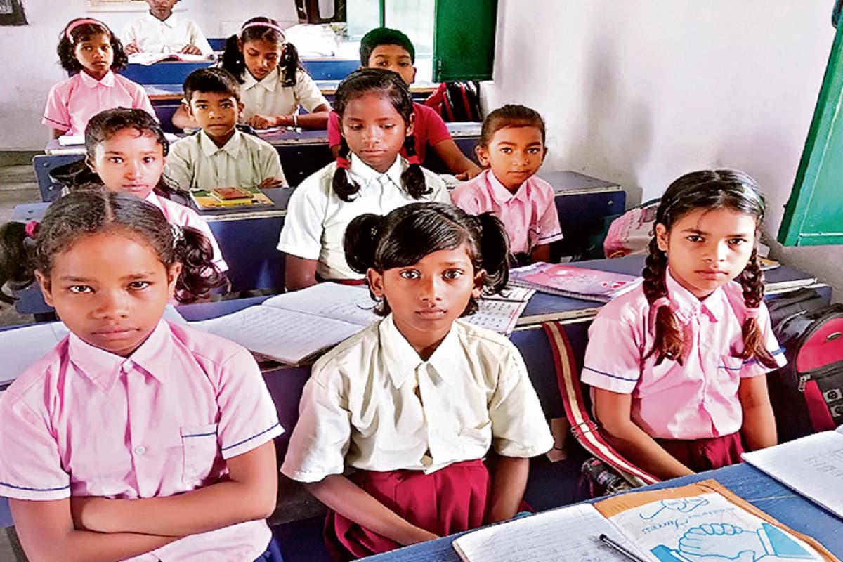 Junior Teacher Recruitment 2023: यहां 20,000 पदों पर होनी है बहाली, ऐसे करें आवेदन मिलेगी इतनी सैलरी