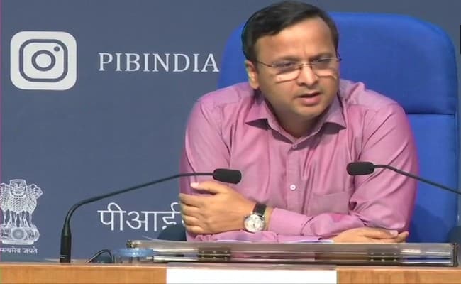 Healthy Life: खुले खाद्य पदार्थों के सेवन से हो सकता है फेफड़े में सिस्ट का खतरा, जानें क्या है इसका उपचार