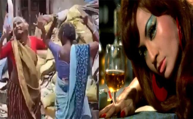 Helen के 'पिया तू अब तो आजा' गाने पर सड़क पर दो दादियों ने लगाए जबरदस्त ठुमके, Video Viral