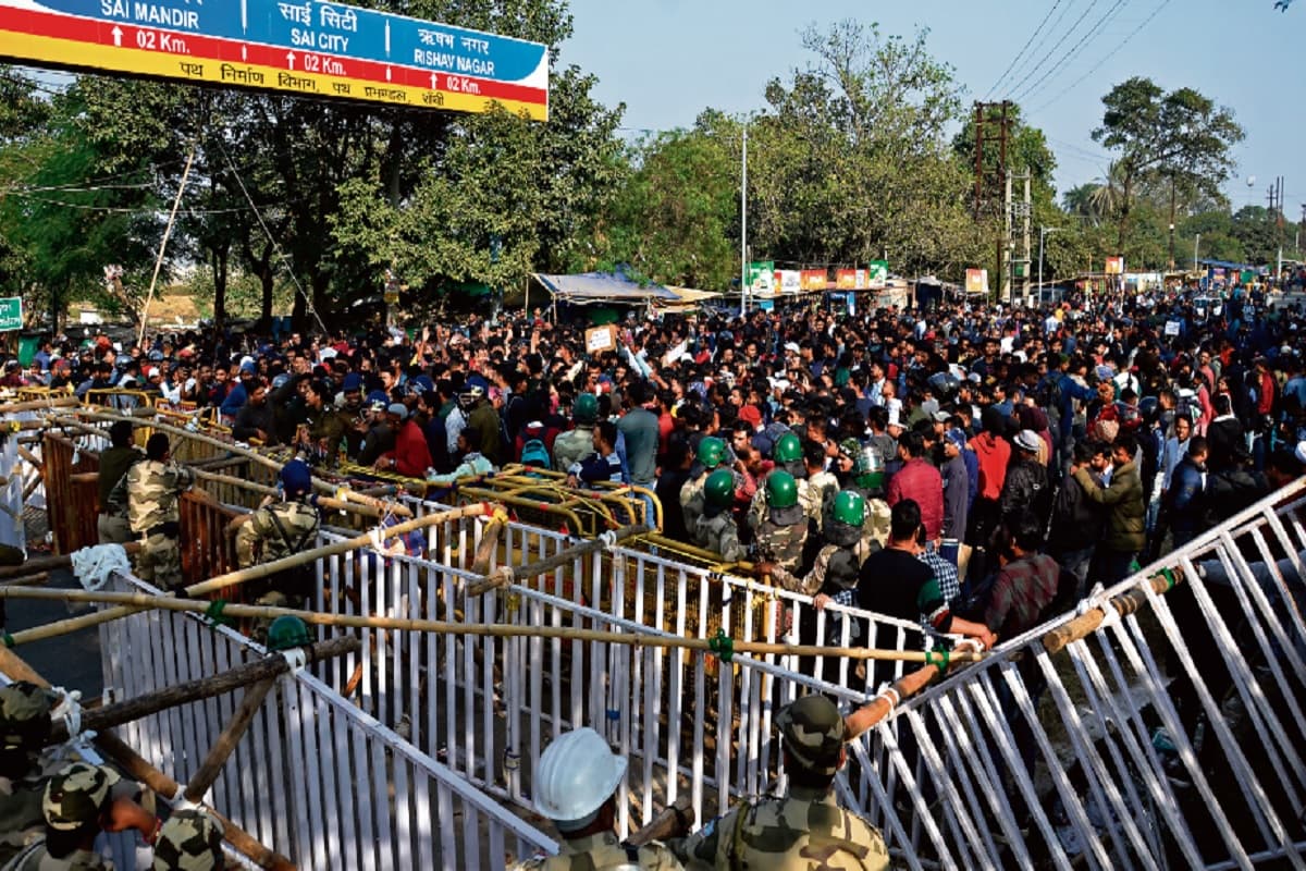 प्रदर्शन कर रहे युवकों को सीएम हेमंत का आश्वसन, सदन में बोले- नौजवान जो चाहेगा वही होगा