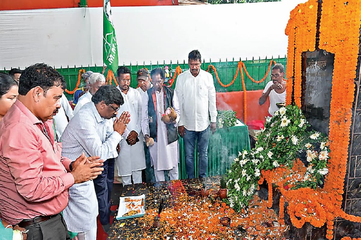 विपक्ष पर जमकर बरसे सीएम हेमंत सोरेन, कहा- जब तक वो मुझे जेल भेजेंगे, तब तक झारखंड को मजबूत कर दूंगा