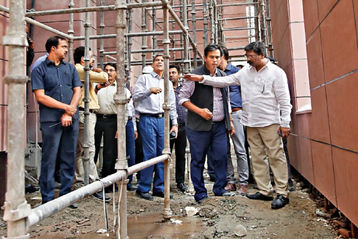 दिल्ली में हो रहे झारखंड भवन निर्माण की गुणवत्ता पर नाराज CM हेमंत, अधिकारियों को जमकर लगायी फटकार