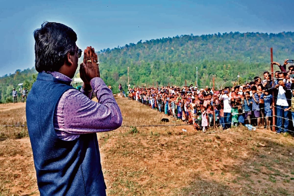 बूढ़ा पहाड़ में नहीं सुनाई देगी गोलियों की गूंज, CM हेमंत ने दी 100 करोड़ की सौगात, मिलेगी ये सुविधाएं