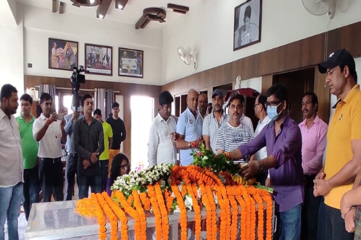 CM हेमंत सोरेन ने JPSC के पूर्व अध्यक्ष Amitabh Choudhary को दी श्रद्धांजलि, बोले-खो दिया जिंदादिल इंसान