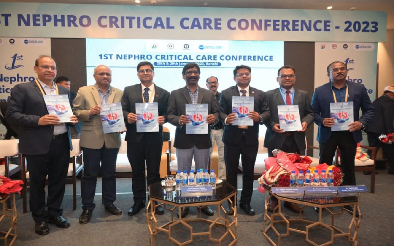नेफ्रो क्रिटिकल केयर कॉन्फ्रेंस में बोले सीएम हेमंत सोरेन, मरीजों के लिए जल्द शुरू होगी एयर एंबुलेंस की सुविधा