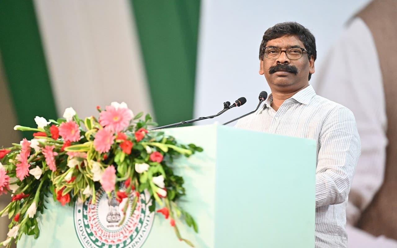 सीएम हेमंत सोरेन का विपक्ष पर प्रहार- सरप्लस बजट के साथ जन्मे झारखंड को भाजपा शासन ने बीमारू बनाया