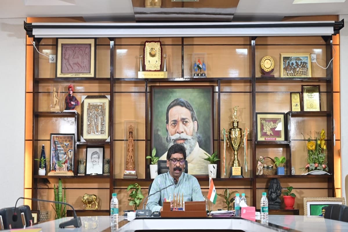 Office Of Profit Case क्या है, जिस पर ECI ने हेमंत सोरेन की विधानसभा सदस्यता पर राज्यपाल को भेजी रिपोर्ट