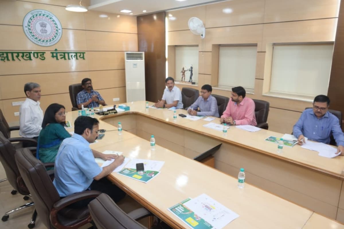 विश्व आदिवासी दिवस:सीएम हेमंत सोरेन ने की हाई लेवल मीटिंग, बोले-आयोजन ऐसा भव्य हो कि देश-दुनिया में मिले पहचान