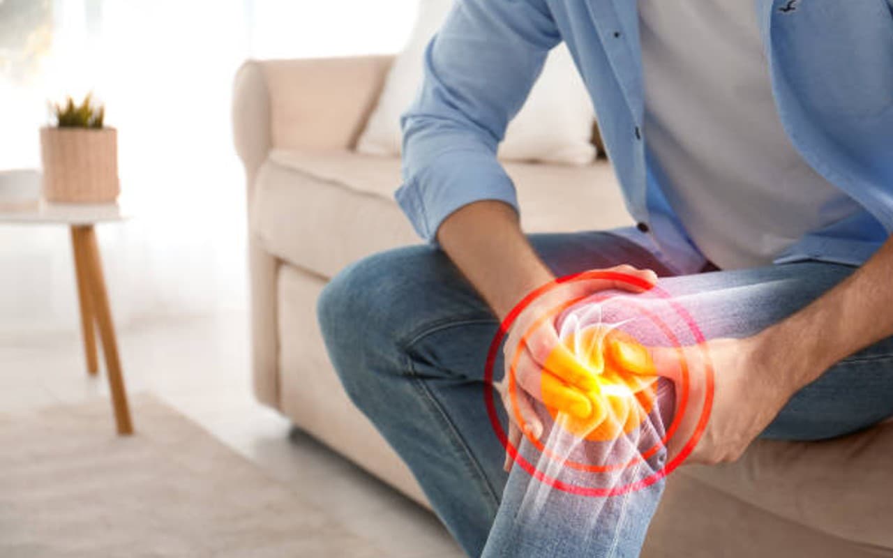 जाड़े में जोड़ों के दर्द से हैं परेशान तो अपनाएं ये उपाय