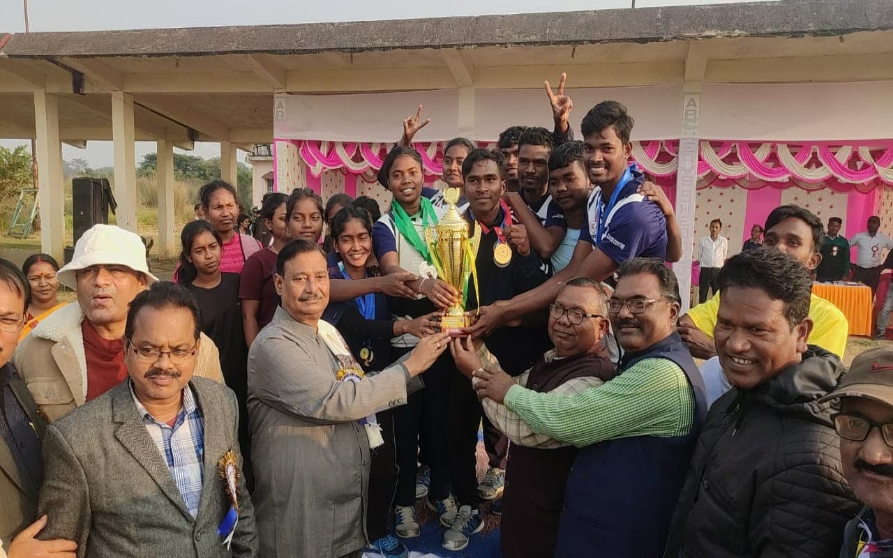 कोल्हान विश्व विद्यालय का अंतर कॉलेज तीरंदाजी प्रतियोगिता संपन्न, टाटा कॉलेज चाईबासा बना ऑवर ऑल चैंपियन