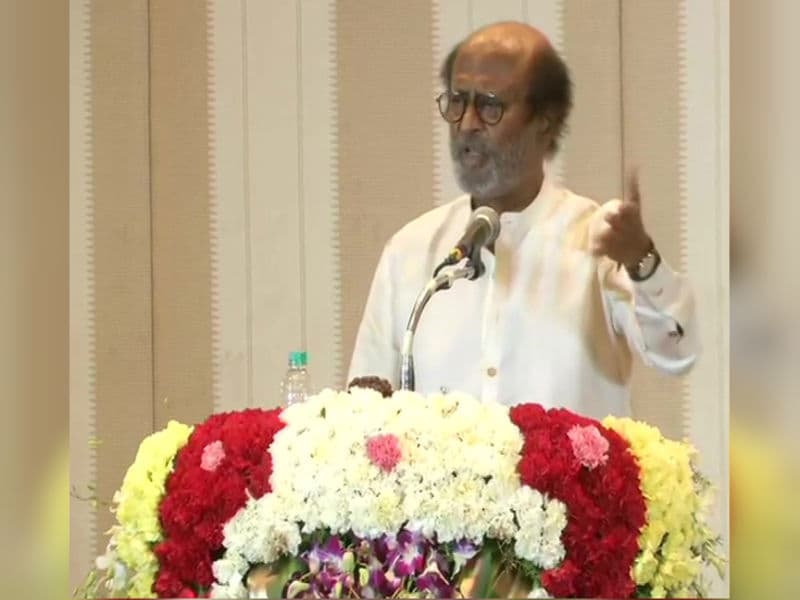 Rajinikanth Press Meet: बोले रजनीकांत- CM बनना नहीं, लोगों की सेवा करना उद्देश्य