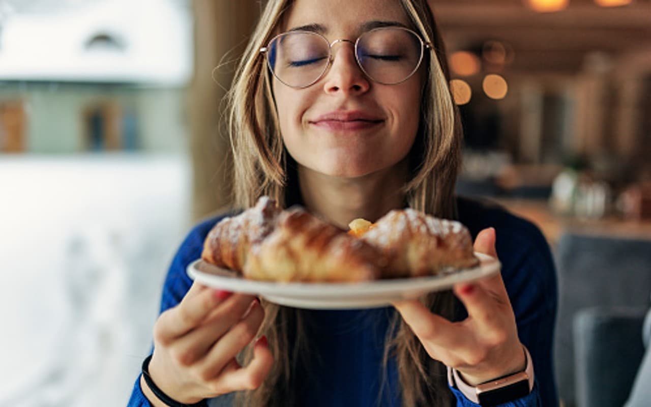 Stress Relief Foods: स्ट्रेस फ्री रहने के लिए डाइट में शामिल करें ये फूड आइटम्स