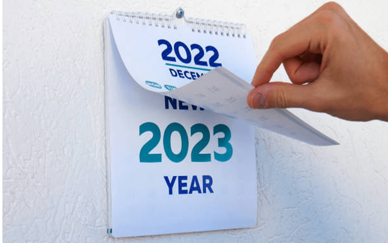 वास्तु के अनुसार कैलेंडर की दिशा: घर में सुख-समृद्धि के लिए कहां लगाएं नए साल का कैलेंडर?