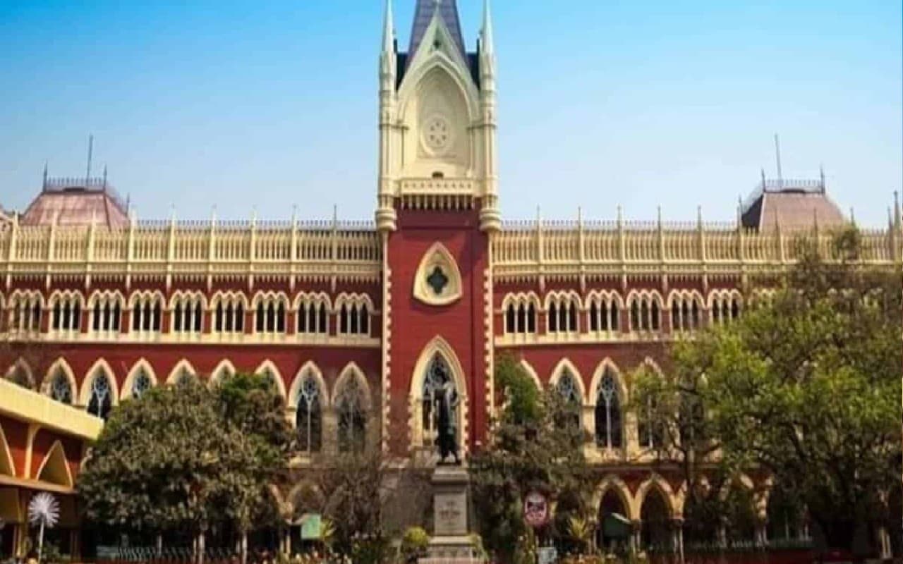 SSC Scam: कितने लोगों की हुई अवैध तरीके से नियुक्ति, कलकत्ता हाइकोर्ट ने 28 सितंबर तक मांगी रिपोर्ट SSC Scam: कितने लोगों की हुई अवैध तरीके से नियुक्ति, कलकत्ता हाइकोर्ट ने 28 सितंबर तक मांगी रिपोर्ट