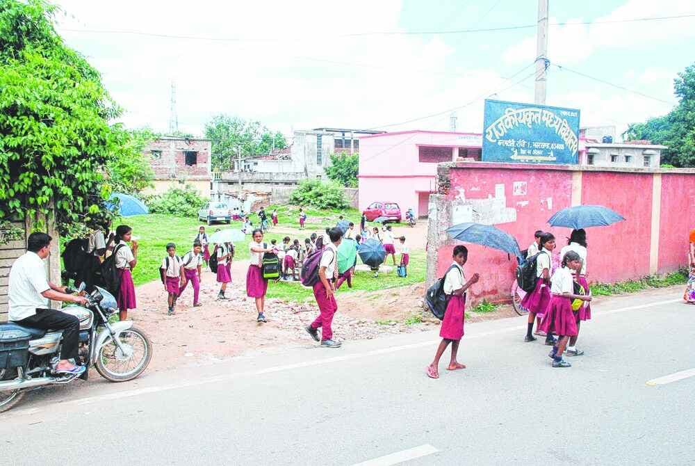 खुलेंगे झारखंड के हाइस्कूल, पर अभी पढ़ाई नहीं