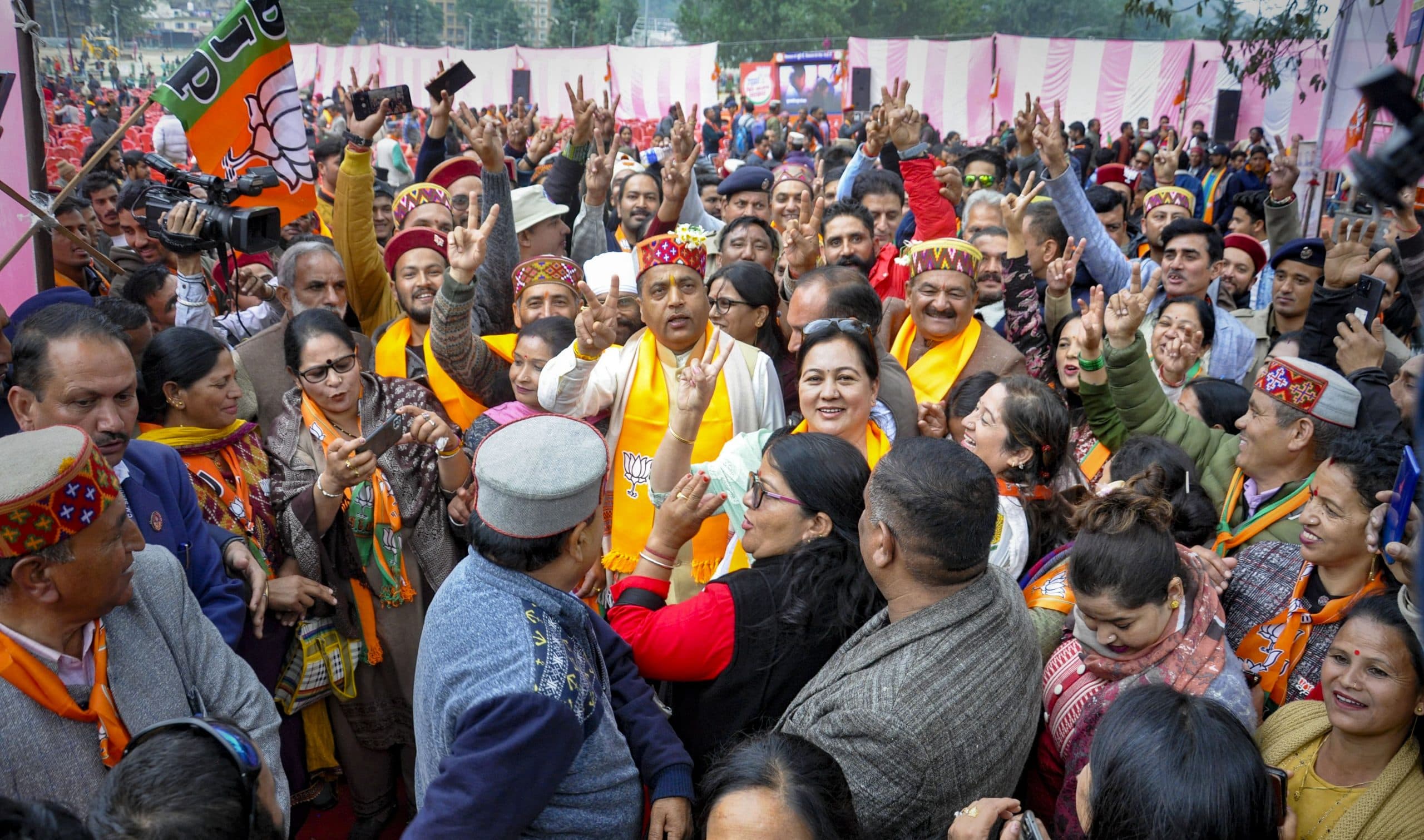 हिमाचल प्रदेश चुनाव 2022: इन तीन वहज से भाजपा की बढ़ी टेंशन, जानें चुनाव का क्या रहा है इतिहास