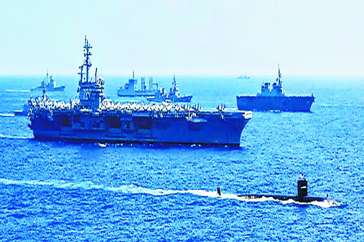 क्या है ड्रैगन की मंशा! हिंद महासागर क्षेत्र में कर रहा पोतों की बड़ी तैनाती, चीन की हरकत पर भारत की कड़ी नजर