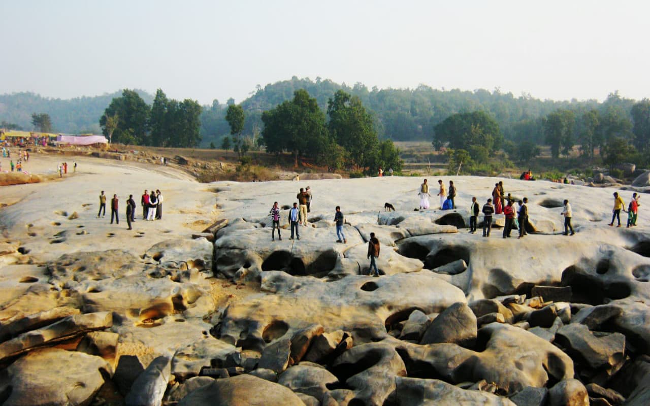 Jharkhand Tourism: हसीन वादियों का लुत्फ उठाना चाहते हैं तो गुमला का हीरादह आइये