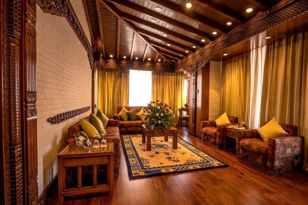 Cheapest Hotel In Nepal Pics: आ रहे हैं नेपाल घूमने तो ठहरने के लिए न हो परेशान, यहां देखिए बेस्ट होटल्स