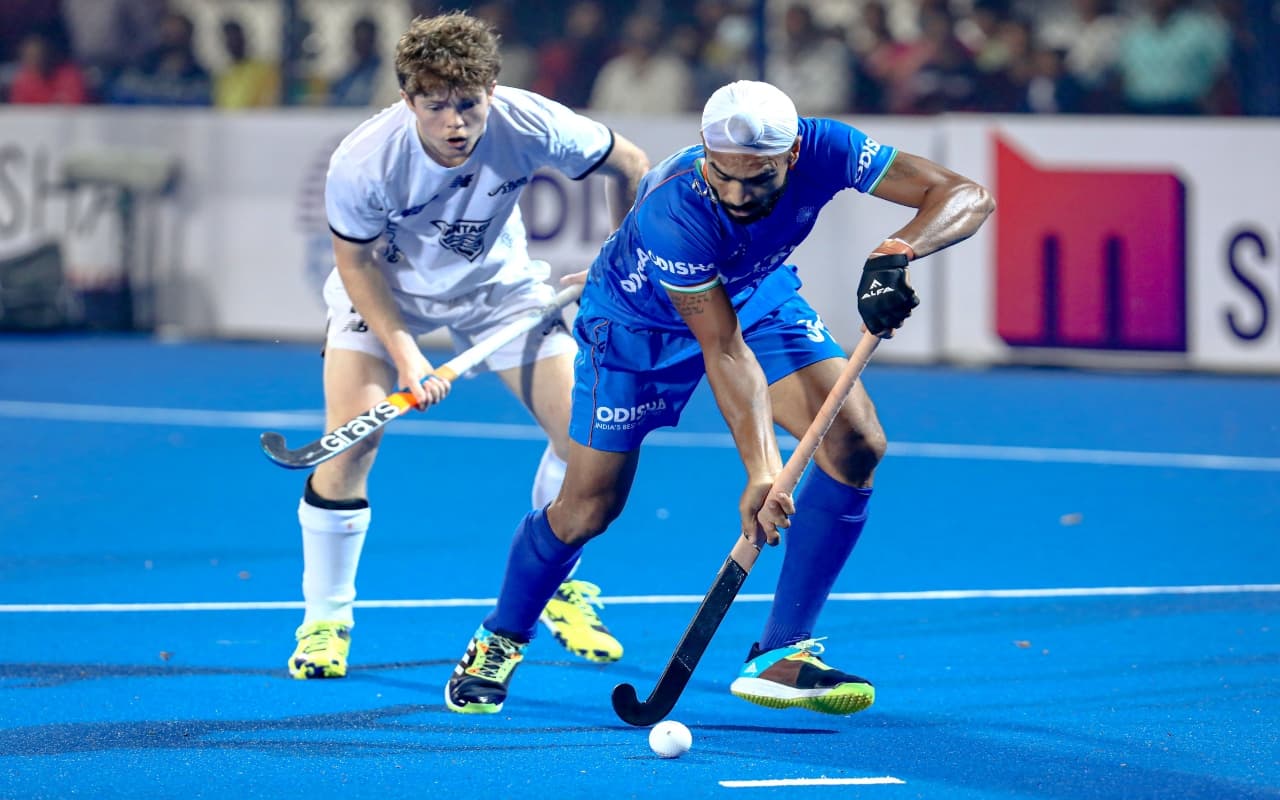 Hockey World Cup 2023: दुनिया के सबसे बड़े स्टेडियम में मैच जीत कर इतिहास रच सकता है भारत, आज होगा पहला मैच