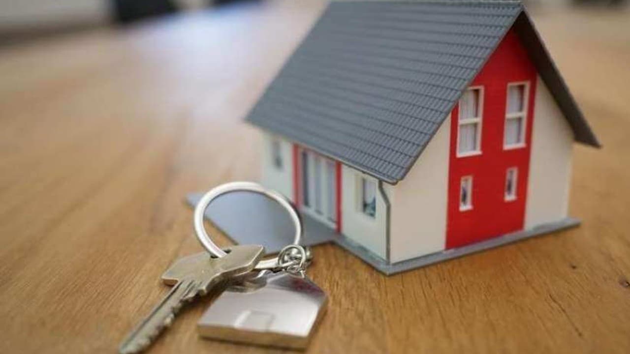 Budget 2023 : घर खरीदने वालों को भी बजट से मिलती है मदद, जानें क्या कहते हैं एक्सपर्ट