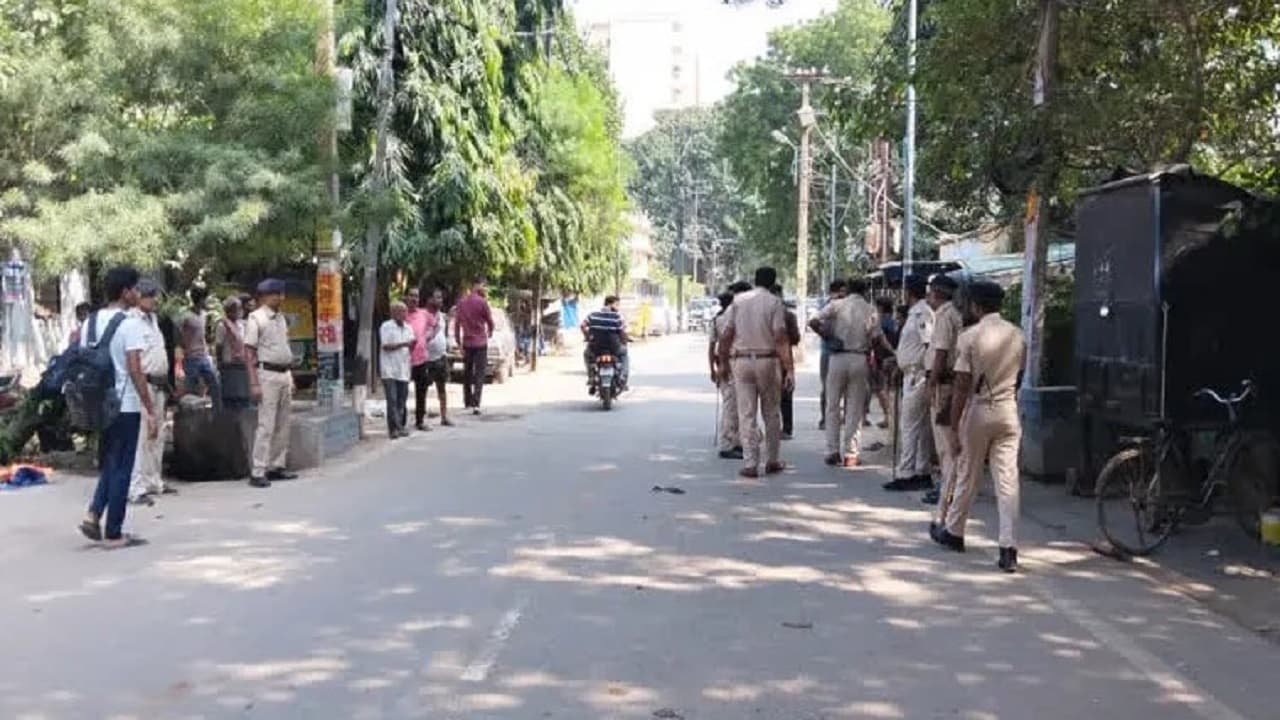 पटना में हॉस्टल के छात्रों की स्थानीय लोगों के साथ जमकर हुई मारपीट, पूरा इलाका पुलिस छावनी में तब्दील