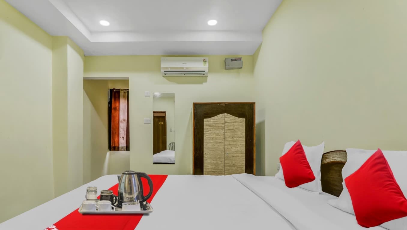 Cheap And Best Hotels in Gorakhpur: आ रहे हैं गोरखपुर घूमने तो ठहरने के लिए ये रहा सबसे सस्ता और अच्छा होटल