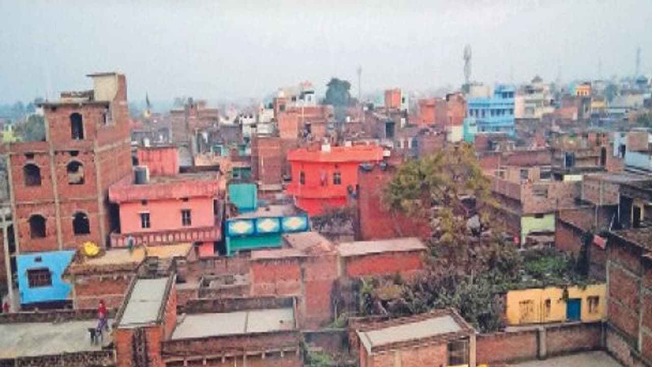 भूकंप जोन में रहने के बावजूद लापरवाह मुंगेर, बिना नक्शा पास कराये ही शहर में बन रहीं बहुमंजिली इमारतें