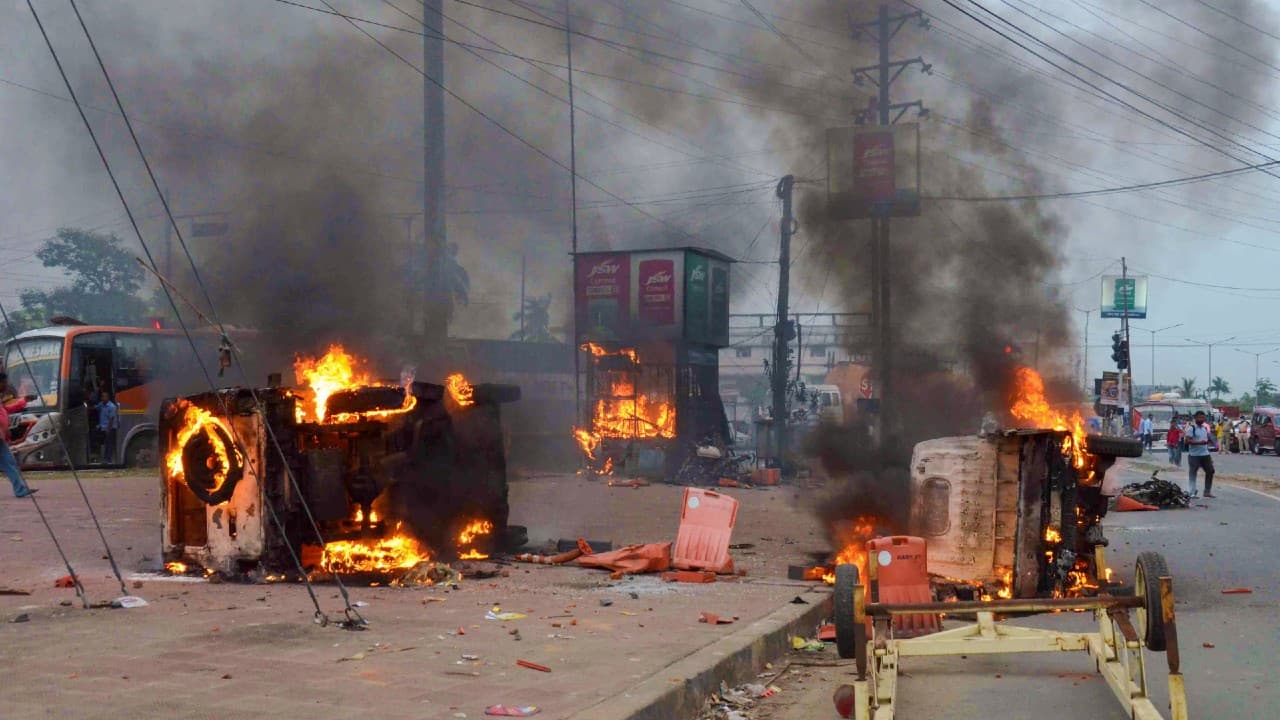 Nupur Sharma Row पर बोले डीजीपी- बंगाल में हुई हिंसा मामलों में 200 से अधिक अरेस्ट, काबू में हालात