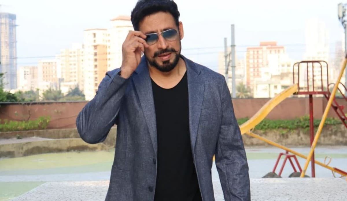 CID फेम ऋषिकेश पांडे के साथ बस में हुई लूटपाट,कैश सहित चोरी हुए जरूरी डॉक्यूमेंट्स,एक्टर बोले-मजाक बन गया