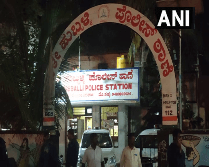 सोशल मीडिया पर पोस्ट को लेकर कर्नाटक के हुबली में हंगामा, कई पुलिसकर्मी घायल