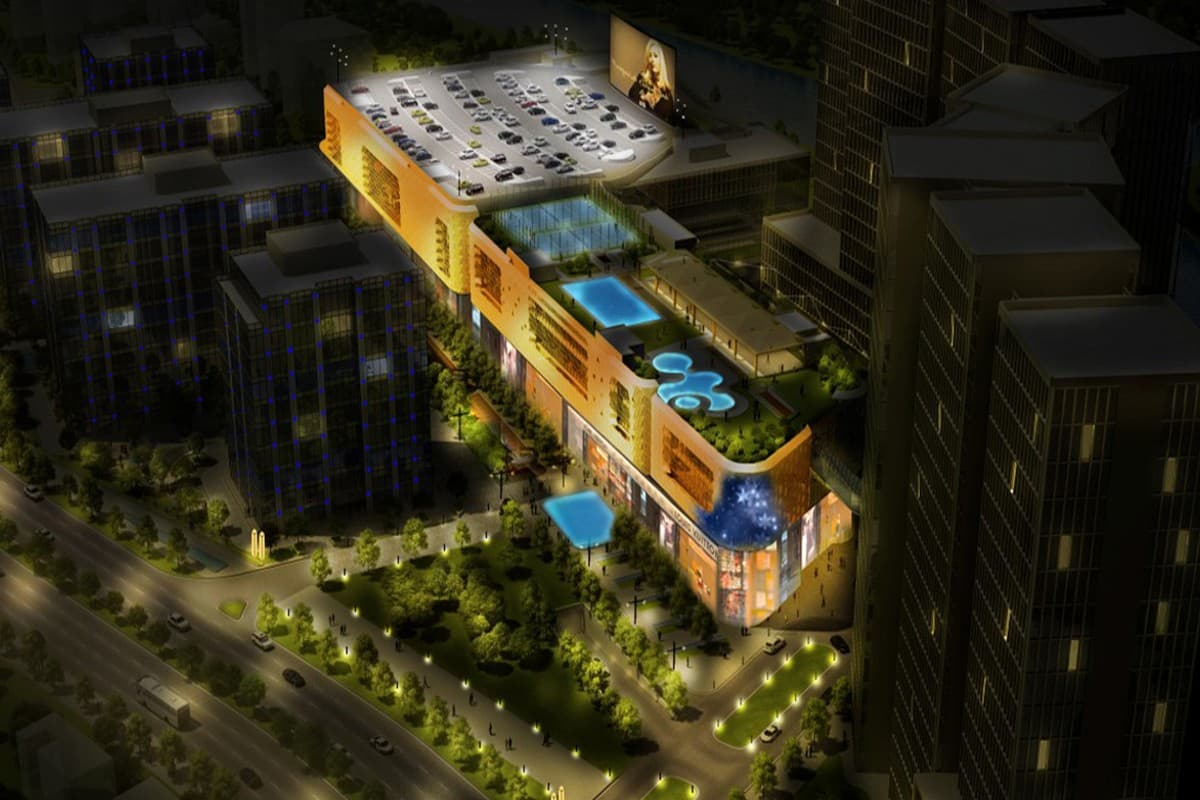 PHOTOS: खुल गया भारत का सबसे महंगा मॉल, तस्वीर में देखिए कितना लग्जरी है जियो वर्ल्ड प्लाजा