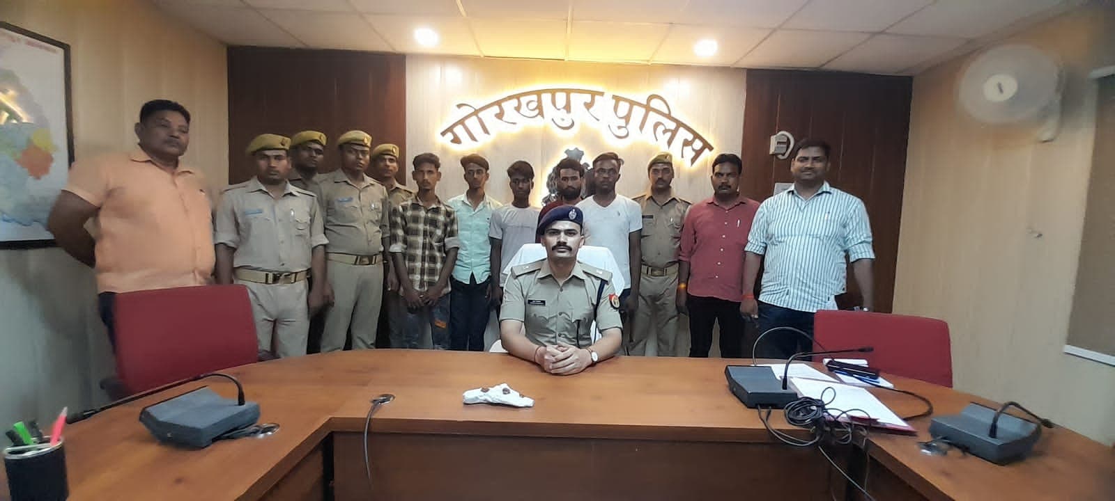 गोरखपुर: पशुओं की इंटरनेशनल तस्करी, गोवंश को बंग्लादेश भेज करोड़ों कमा रहे पशु तस्कर