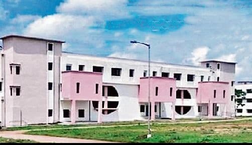 बिहारः इंजीनियरिंग और पॉलिटेक्निक कॉलेजों में 75 फीसदी से कम उपस्थिति वाले छात्र परीक्षा नहीं दे पायेंगे