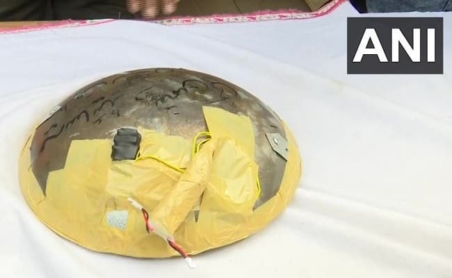 J&K में आतंकियों के निशाने पर था रघुनाथ मंदिर और बस स्टैंड, सात किलो IED बरामद, सुरक्षा बलों को मिली बड़ी कामयाबी