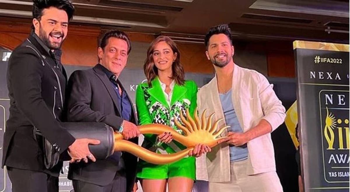 IIFA 2022: सलमान खान से लेकर सारा अली खान तक ये सेलेब्स अबू धाबी के लिए हुए रवाना, जानें पूरा शेड्यूल