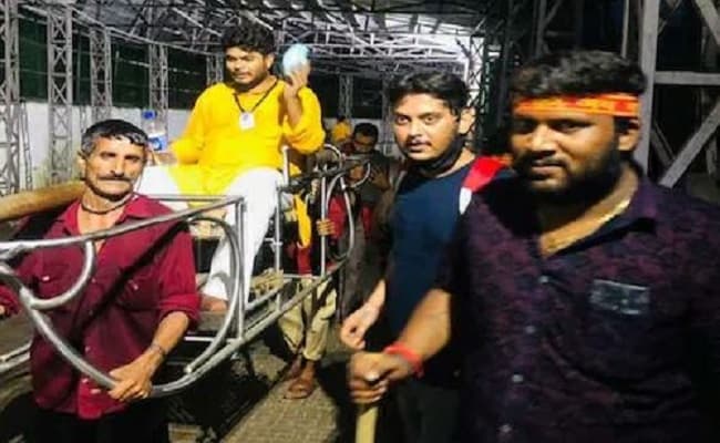 वैष्णो देवी की शरण में शहाबुद्दीन के पुत्र ओसामा, फोटो वायरल होने के बाद सियासी गलियारे में चर्चाएं शुरू